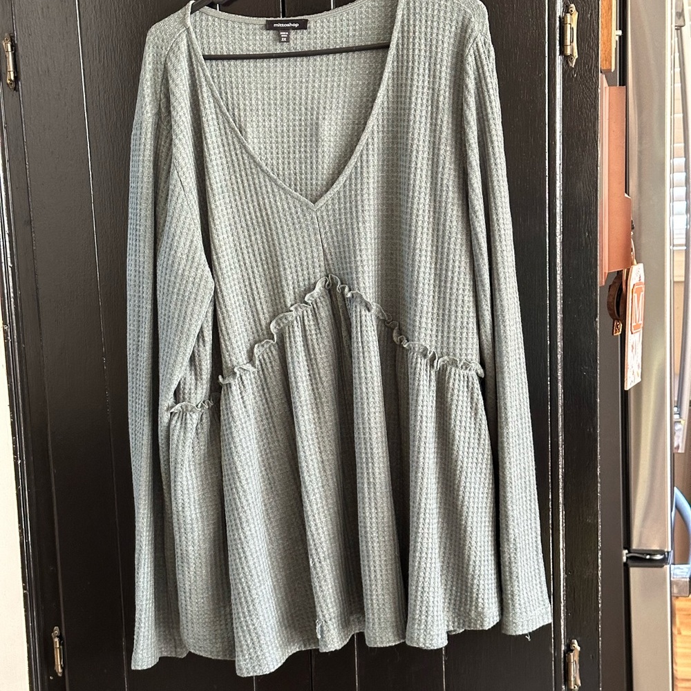 Boutique top, only worn once. Size 2X